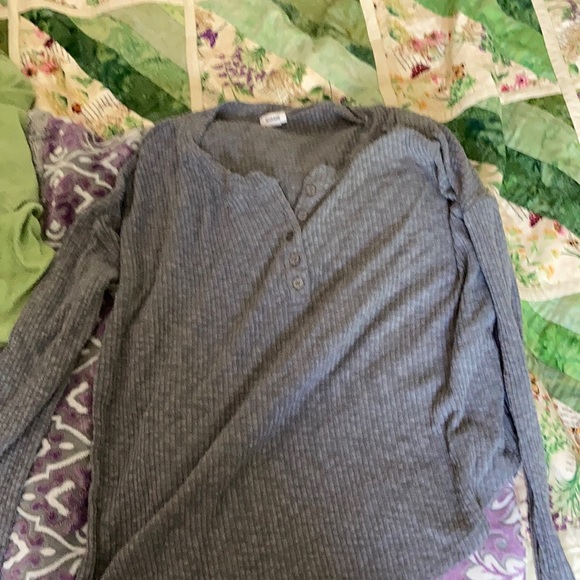 Garage long sleeve - Picture 1 of 1